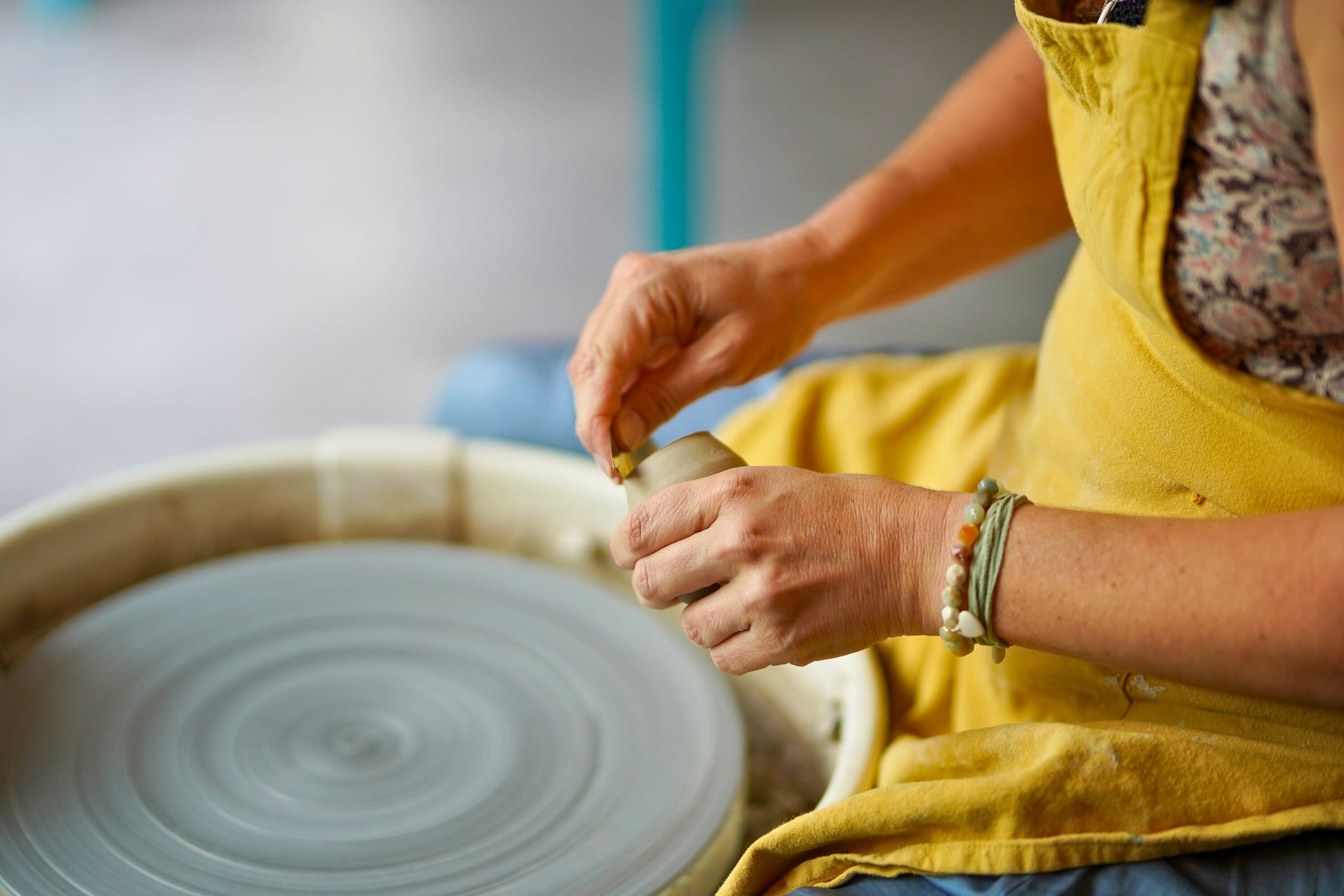 La porcelaine n'est pas fragile et je travaille en portant mes bijoux Image