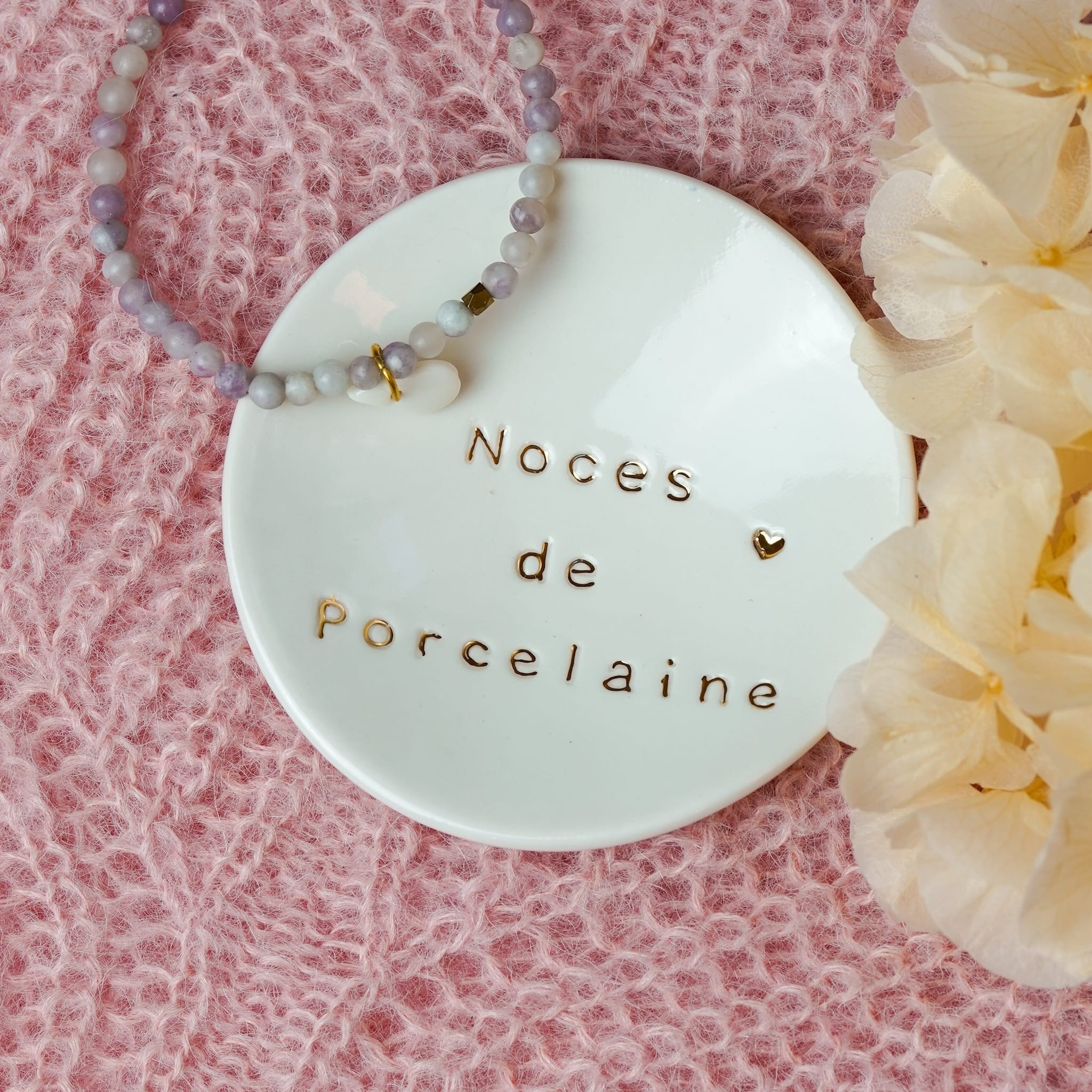 cadeau pour des noces de porcelaine, 20 ans de mariage Image