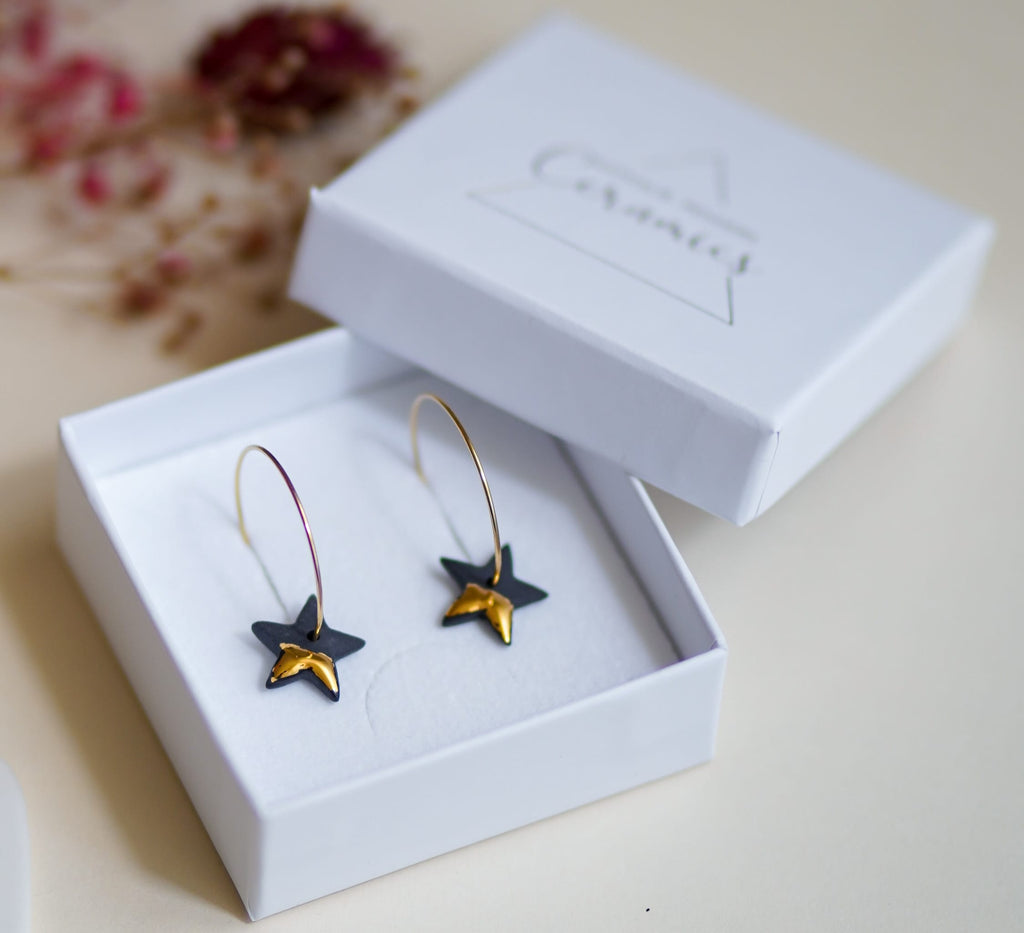 Créoles Etoiles en Porcelaine Noire et Or