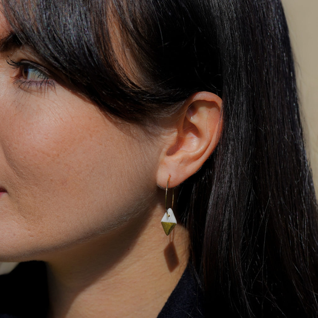 Créoles Losange en Porcelaine Blanche et Or