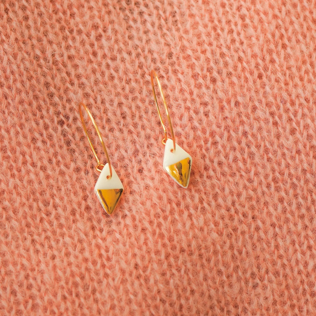 Créoles Losange en Porcelaine Blanche et Or