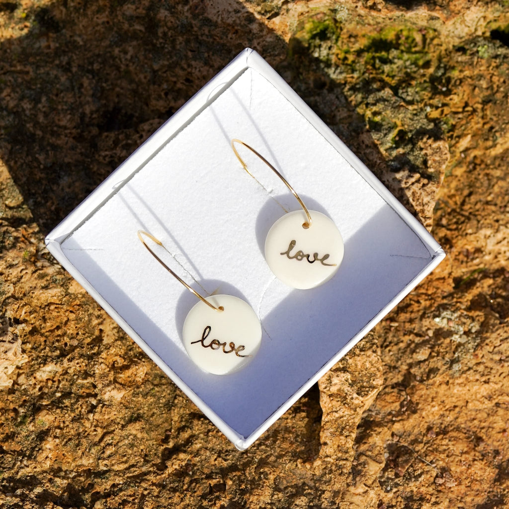 Créoles Love en Porcelaine Blanche et Or