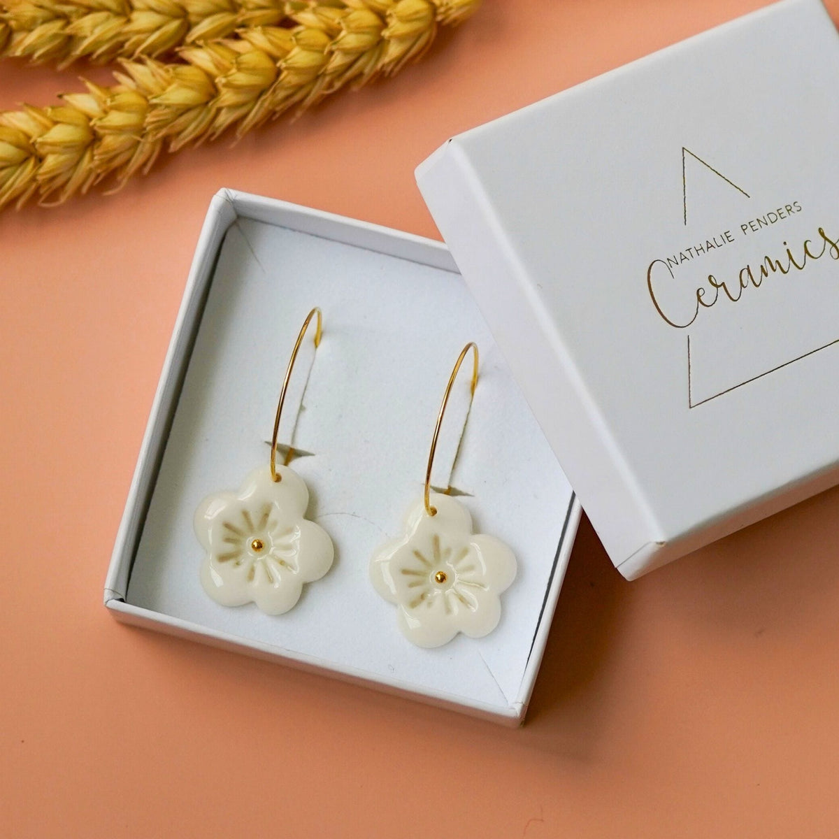 Créoles Seventie – Porcelaine et or