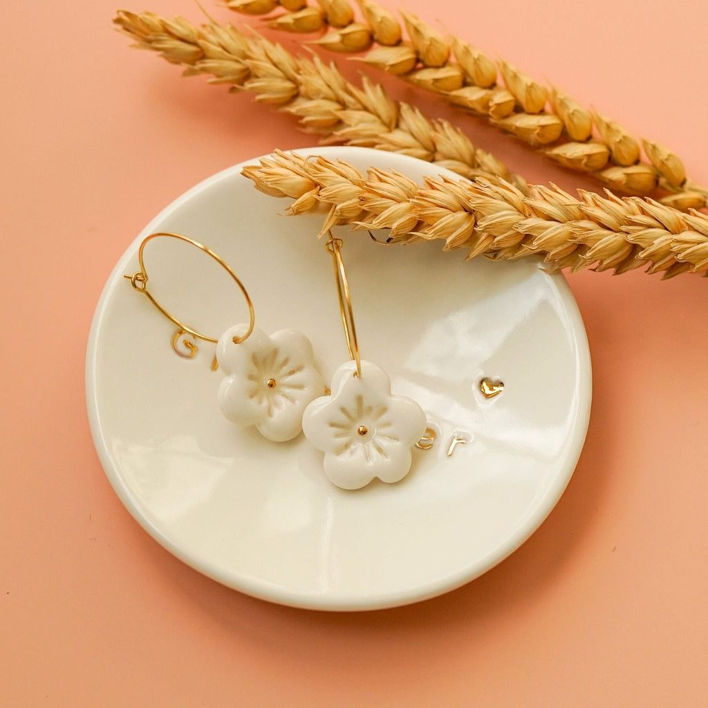 Créoles Seventie – Porcelaine et or