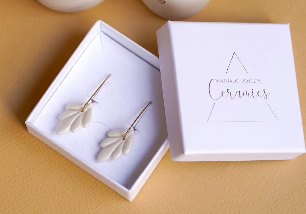 Dormeuses Lys en Porcelaine Blanche