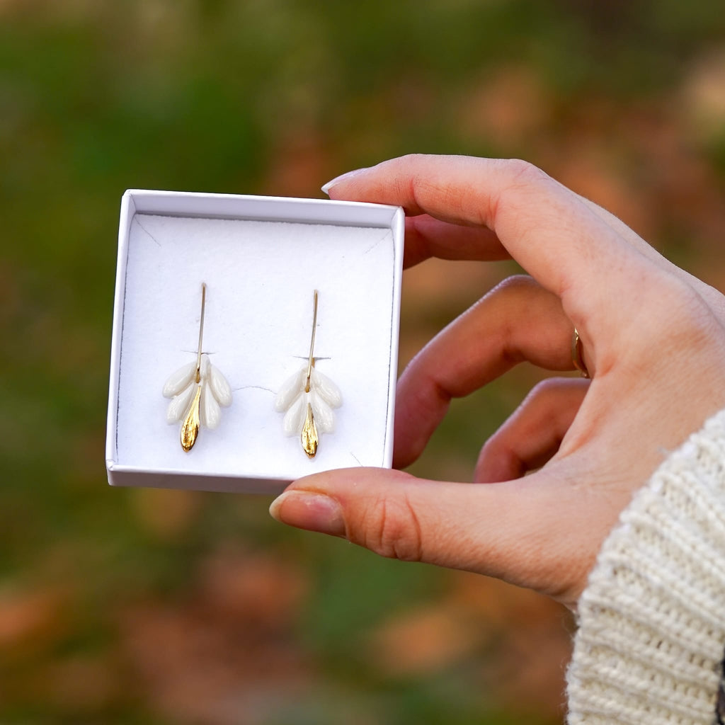 Dormeuses Lys en Porcelaine Blanche et Or