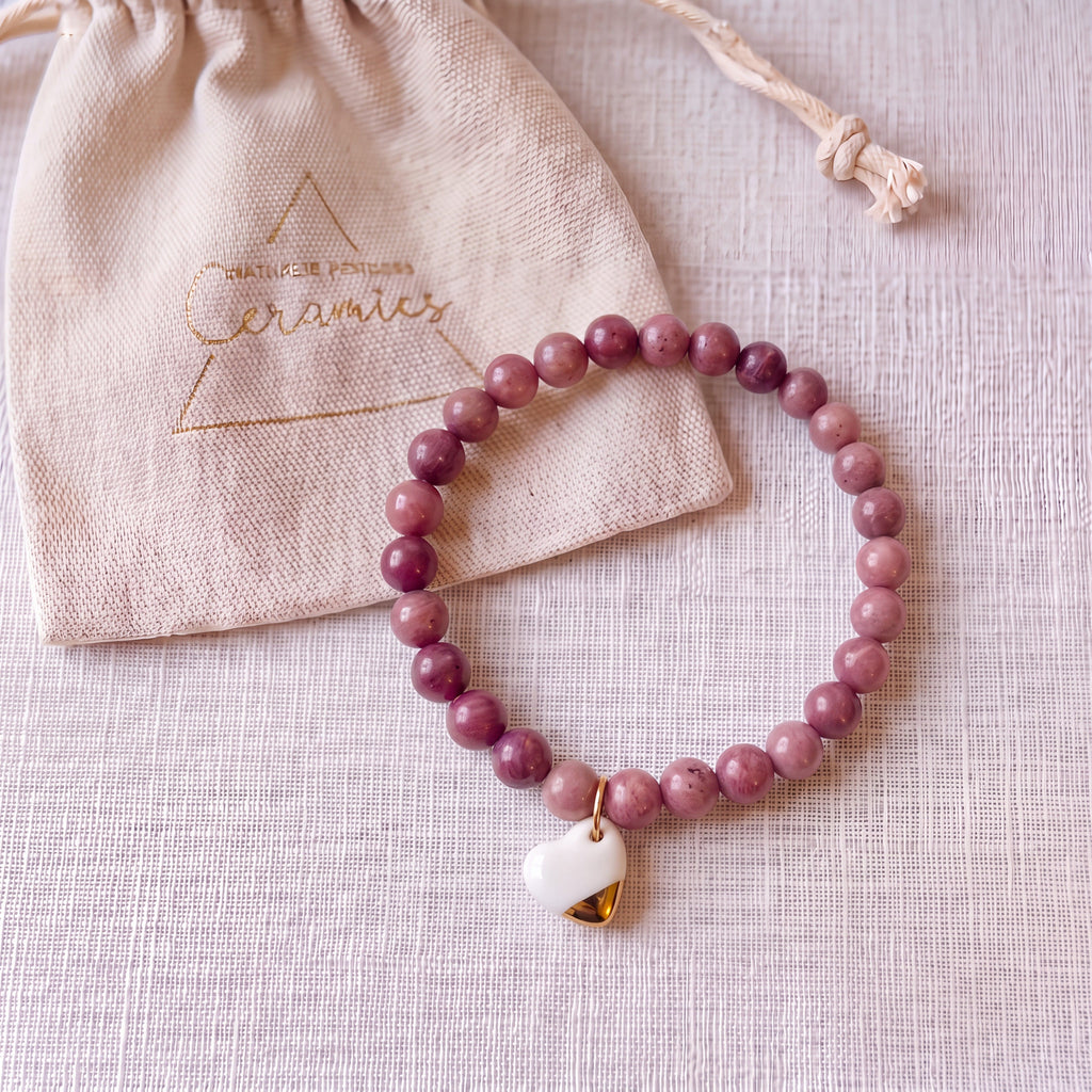 Bracelet en jaspe rose et pendentif en porcelaine fait main