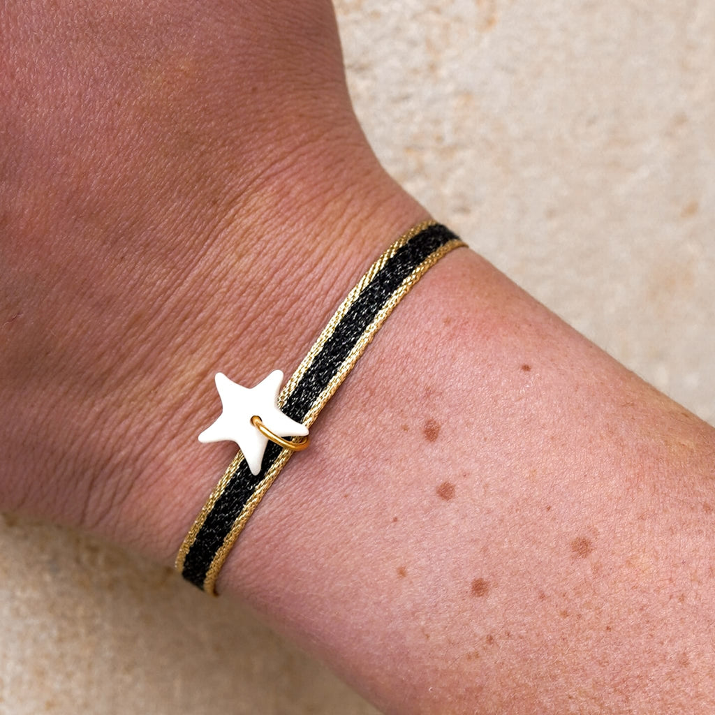 Bracelet ruban noir et doré et pendentif en porcelaine – ajustable, bijou fait main France