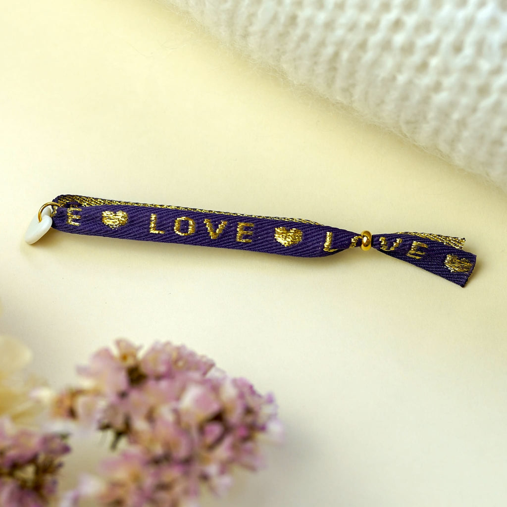 Bracelet ruban Love et pendentif en porcelaine – ajustable, bijou fait main en France