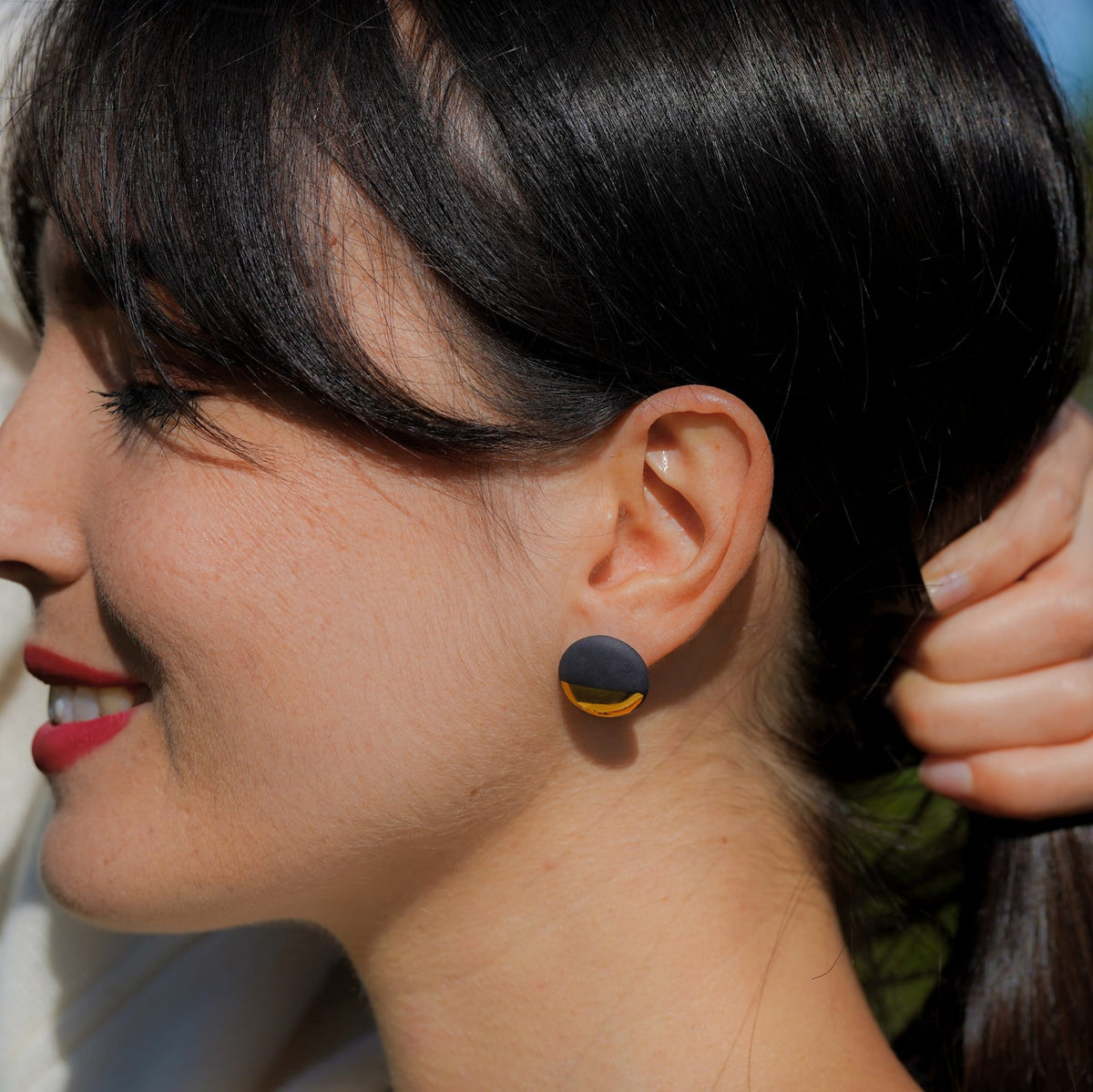 Puces Soleil Noir – Porcelaine et or